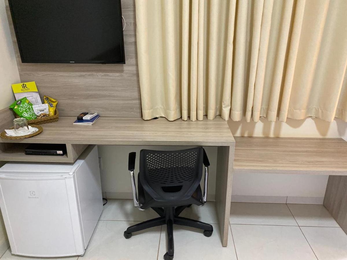 Rossi Hotel Comodoro Dış mekan fotoğraf